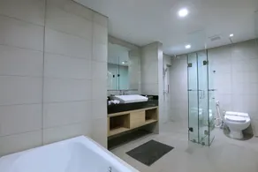 Quest Prime Cikarang by ASTON - Bathroom