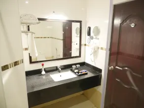 AVS Imperiaa Karaikal - Bathroom
