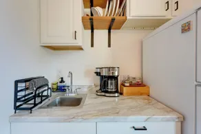 6 Mi to Honeymoon Island: Studio w/ Pool Access - Innenbereich