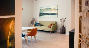 Leucos - Lobby sitting area