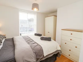 Flat Above 27 - Room