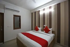 OYO 44400 Retreat Inn - Zimmer