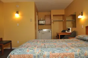 Canadas Best Value Inn Kelowna - Zimmer