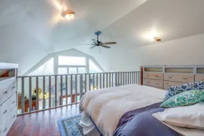 Pet-friendly Pilot Studio w/ Vineyard Views! - Interiør