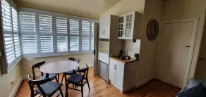 Canungra Hotel - In-room dining