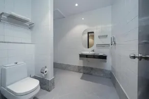 Biz Hotel Apartments - Bathroom