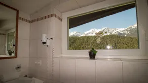Familienfreundliche Wohnung mit Terrasse, Garten und Sauna | Ideal für Homeoffice | Haustierfreundlich - Badezimmer