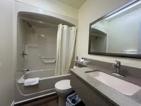 Colonial House Motor Inn - Salle de bain