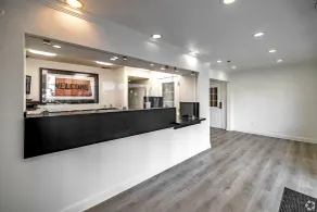 Madison Suites Brea - Lobby
