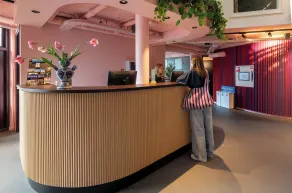 Stayokay Hostel Rotterdam - fully renovated April 2026 - Recepción