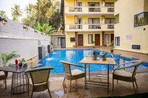 Bells Beach Resort Goa - Pool
