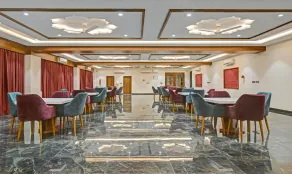 Treebo Z - Restaurant