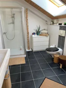 Beautiful Charming Wooden House - Bathroom