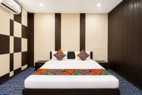 Hotel New Suryam - Zimmer