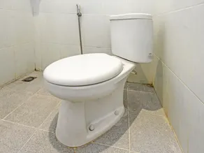 The Swan House - Bathroom
