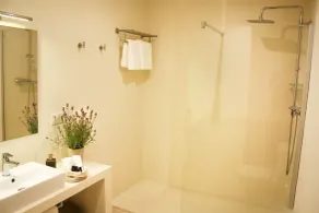 Hotel Casa Calella - Bathroom