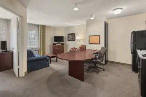 Candlewood Suites Raleigh Crabtree by IHG - Chambre