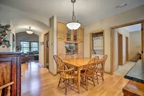 Conneaut Lake Home with Yard, 1/2 Mi to Beach/Park - Interior