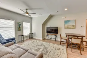 < 1/2 Mi to Old Town: Cozy Bluffton Getaway - Innvendig