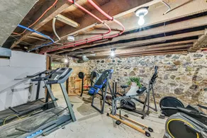 6 Mi to Notre Dame: Family Retreat w/ Deck & Yard - Interior