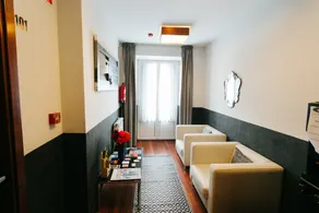 Hostal San Sebastian Centro - Coin salon dans le hall