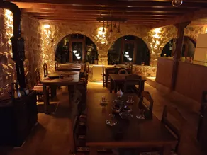 Euphoria Cave House - Restaurante