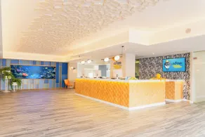 Hotel La Pinta - Recepción