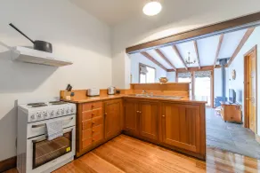 BRIDGE COTTAGES Sargeants & Armoury Cottages 1823 - HISTORY & CHARM - Private kitchen