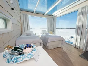 Seaside Glass Villas - Room