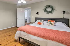 Cozy Ocala Home w/ Porch < 1 Mi to Downtown! - Zimmer
