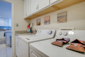 Walk to Main St: Condo w/ Pool Access in Crisfield - Innenbereich