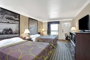 Super 8 by Wyndham Knoxville East - Room