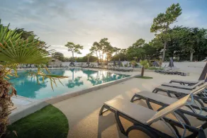 Camping Les Grenettes - Pool