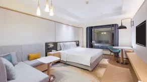 Holiday Inn Chongqing Guanyinqiao by IHG - Room