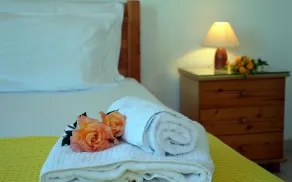 Manos Apartments - Chambre
