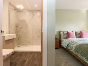 Elm Tree Cottage - Badezimmer