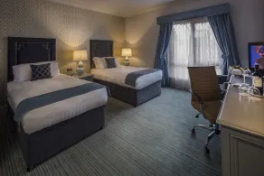 Treacys Oakwood Hotel, Shannon - Room
