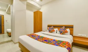 Hotel Happinex Inn - Chambre