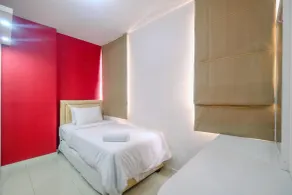 Comfort 2BR Apartment at Cervino Village By Travelio - Værelse