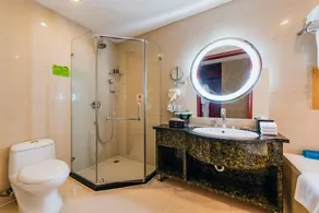 Junyu Grand Hotel Qinhuangdao - Badeværelse