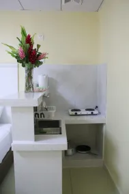 Central Bay Motel - Room