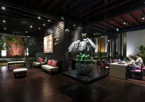U Chiang Mai - Recepción