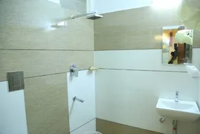 4U Business Hotel - Bathroom