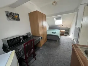 Spacious Double Room Close to Derby City Centre - Værelse