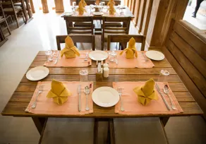 Aabas Pokhara by Barahi Hospitality - Restaurant