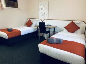 Bradman Motor Inn - Zimmer