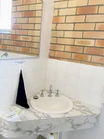 Squatters Homestead Motel - Bathroom