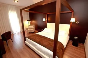 Regency Park Hotel - Room
