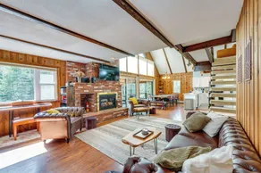 Haverhill Mtn Retreat w/ Deck: Hike, Ski & Relax - Innvendig