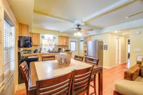 Cabin Close to ATV & Hiking Trails in Delbarton - Interiør
